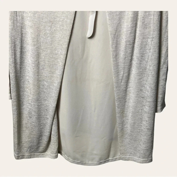 0570. Lauren CONRAD 3/4 SLEEVE BLOUSE SIZE SMALL CREAM IN‎ COLOR BOW IN BACK - Picture 9 of 9